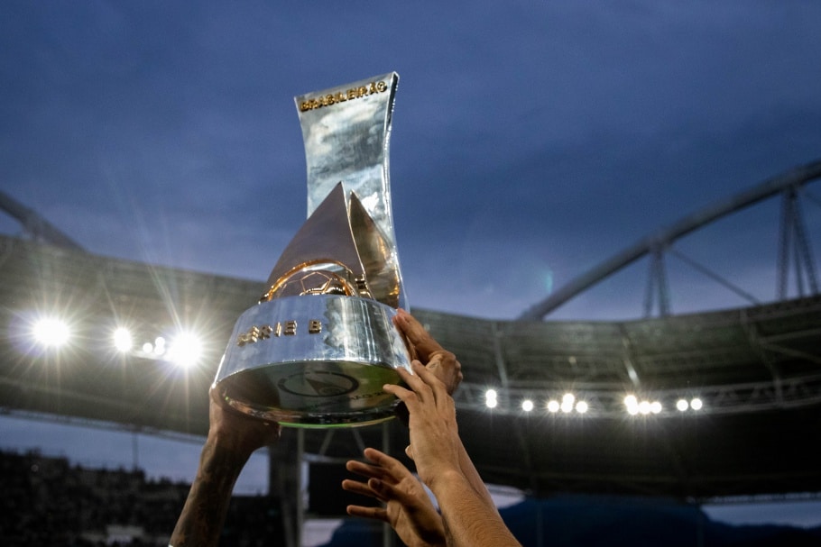 imagem do troféu da série b. veja como fazer palpites brasileirão série b