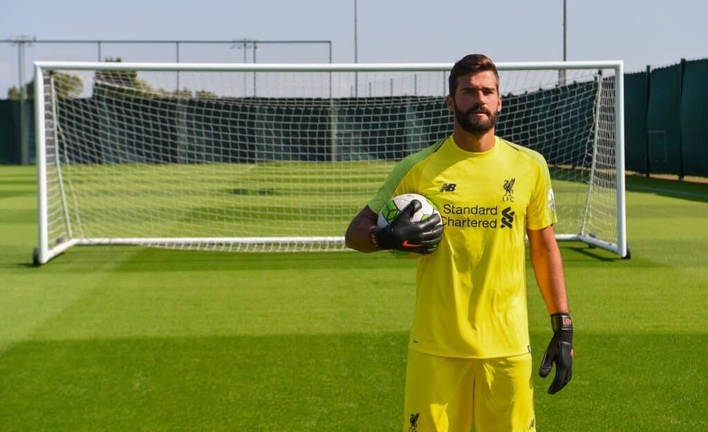 Alisson Becker, um dos melhores goleiros do mundo