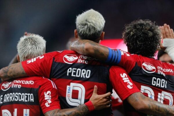 Quais são os maiores clubes do Brasil? Veja o ranking com os 30 times que mais foram campeões!
